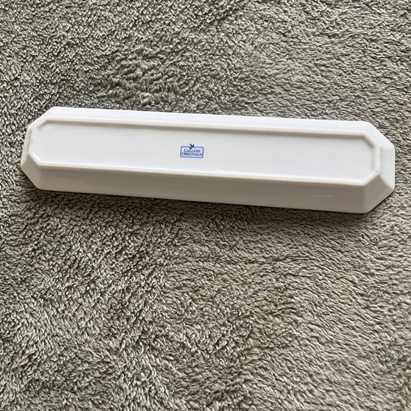 Pasabache Flower Vase & Avon Gallery Original Jewelry Tray - Picture 4 of 4